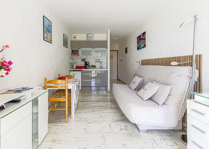 Ciel De Fabron By Interhome